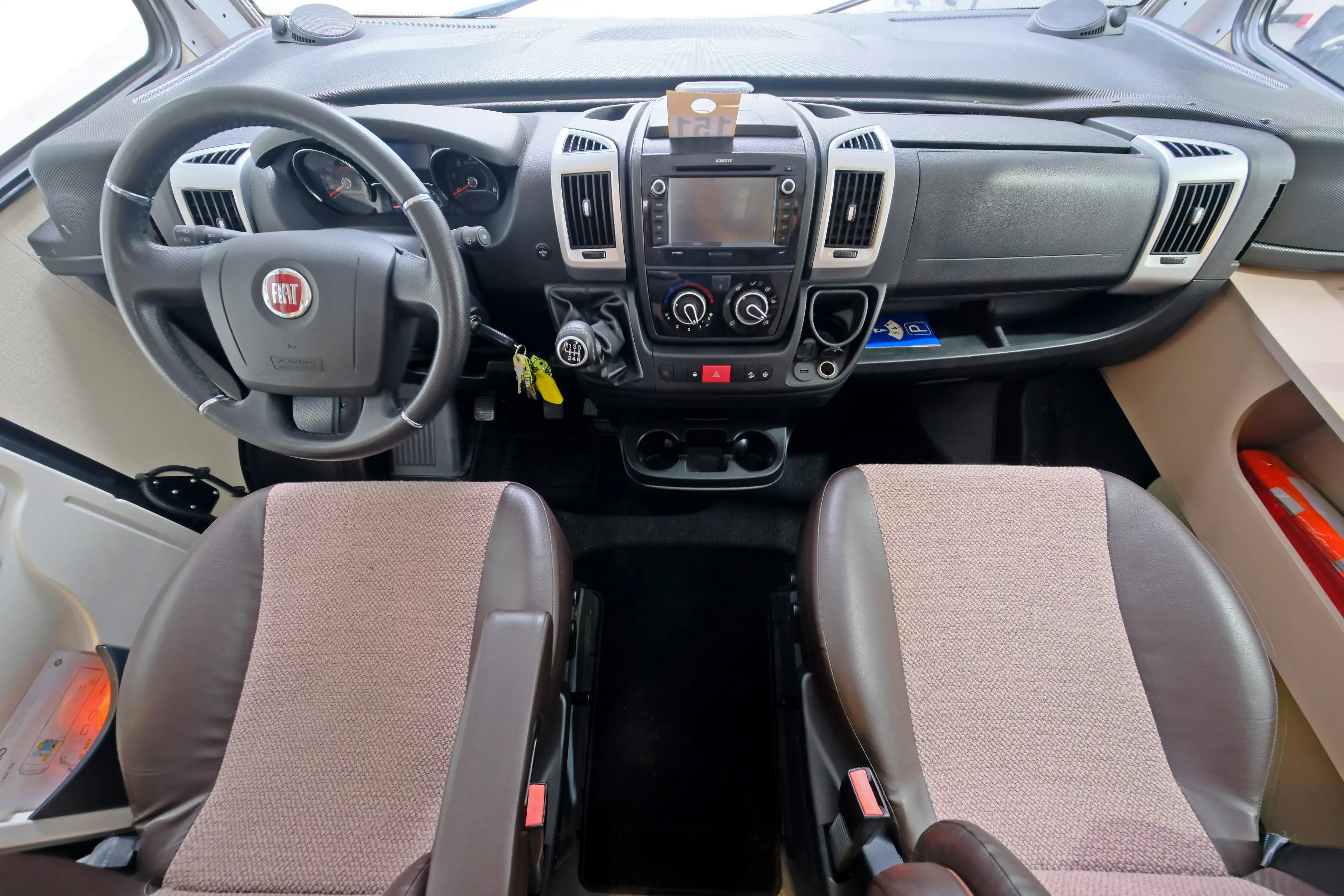 ETRUSCO  I 7400 QB 